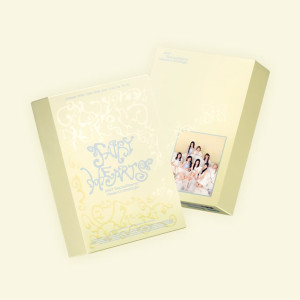 Hearts2Hearts - 2027 Seasons Greetings